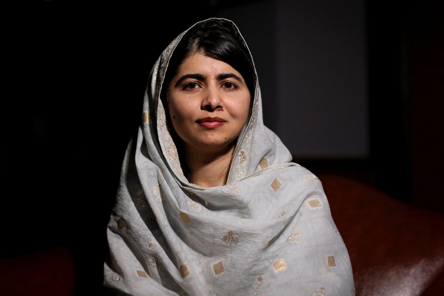 Malala Yousafzai ejemplo de liderazgo consciente en la educación.